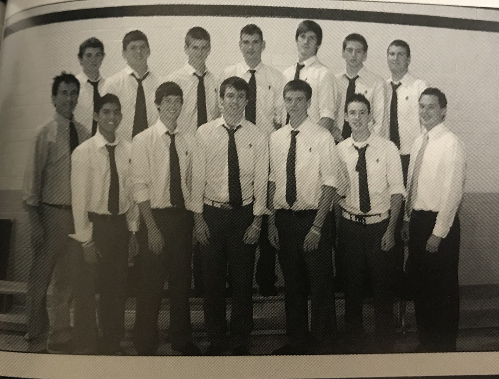 2011-2012 Sr. Boys Volleyball Team 