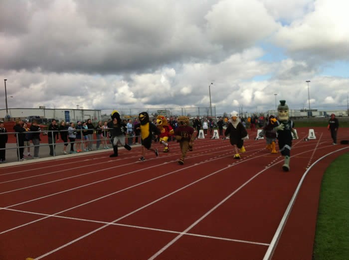 he KASSAA Mascots running the 100m at KASSAA.