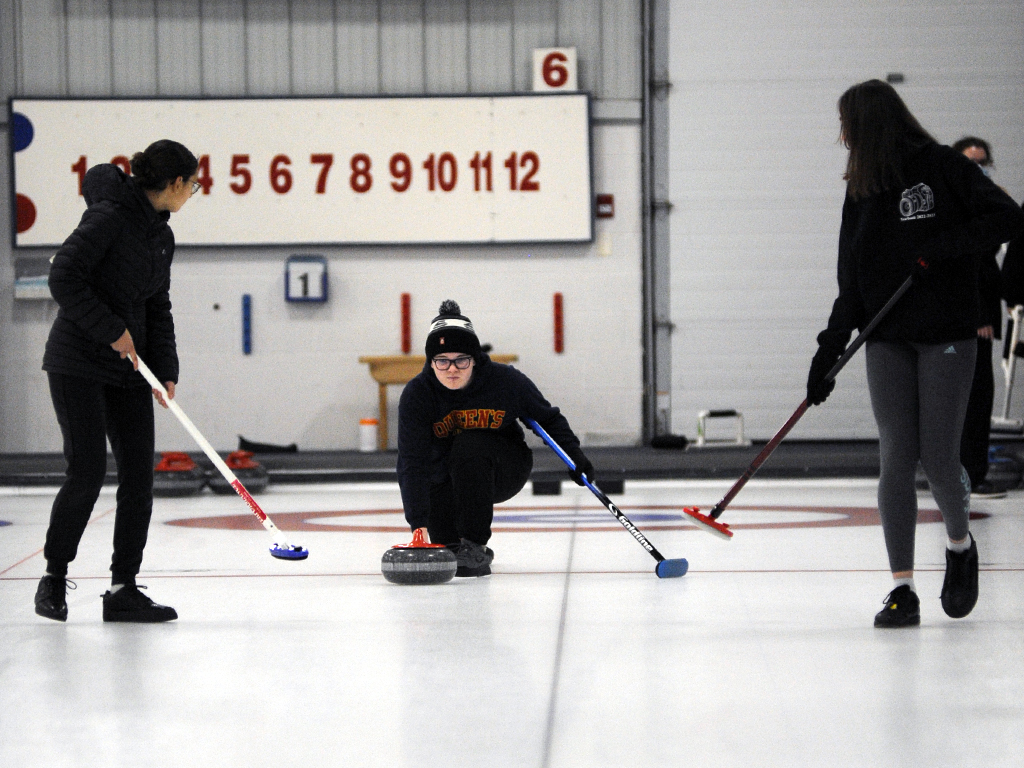 11.30.22 Curling Club_012.JPG