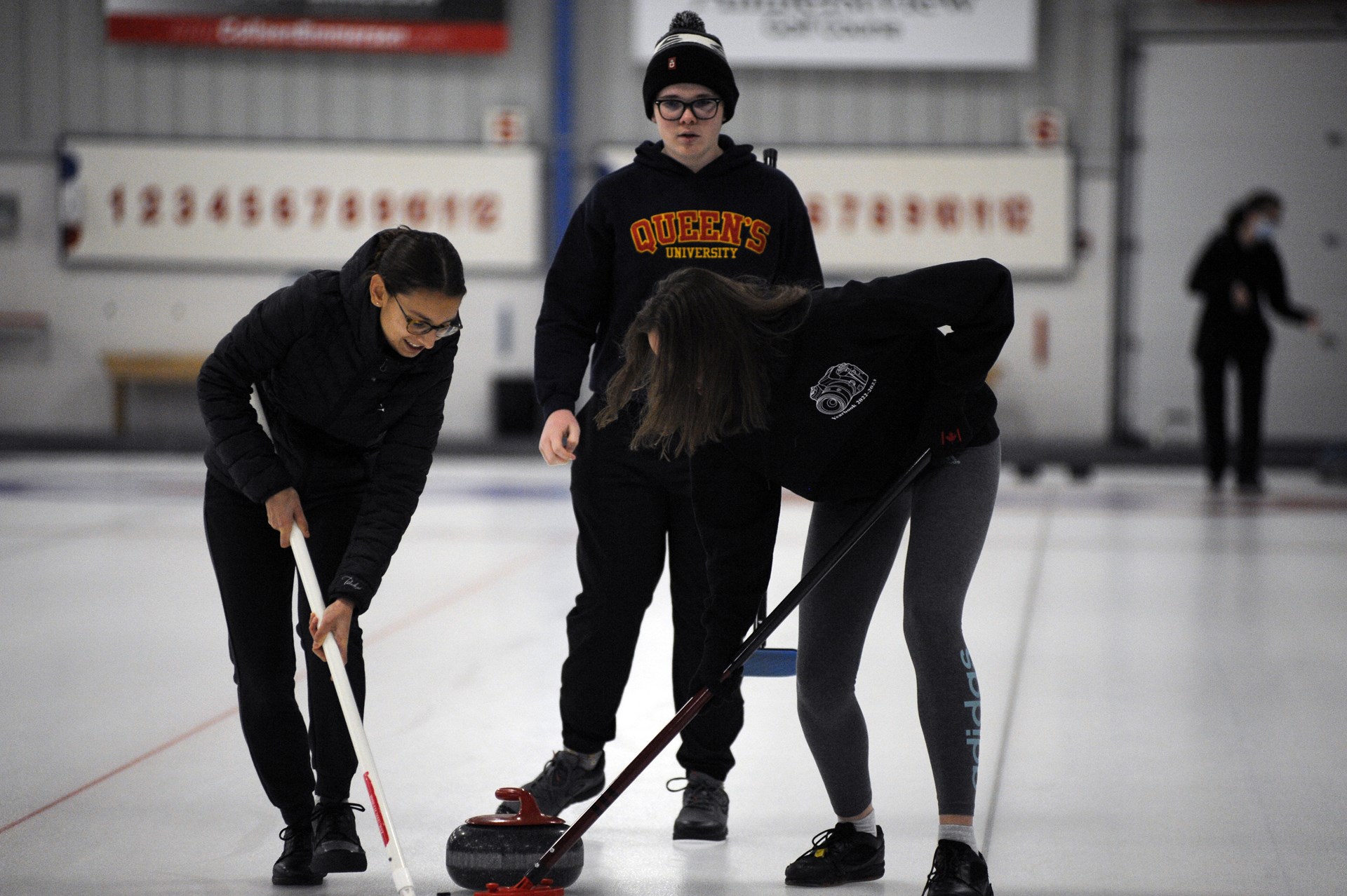 11.30.22 Curling Club_018.JPG