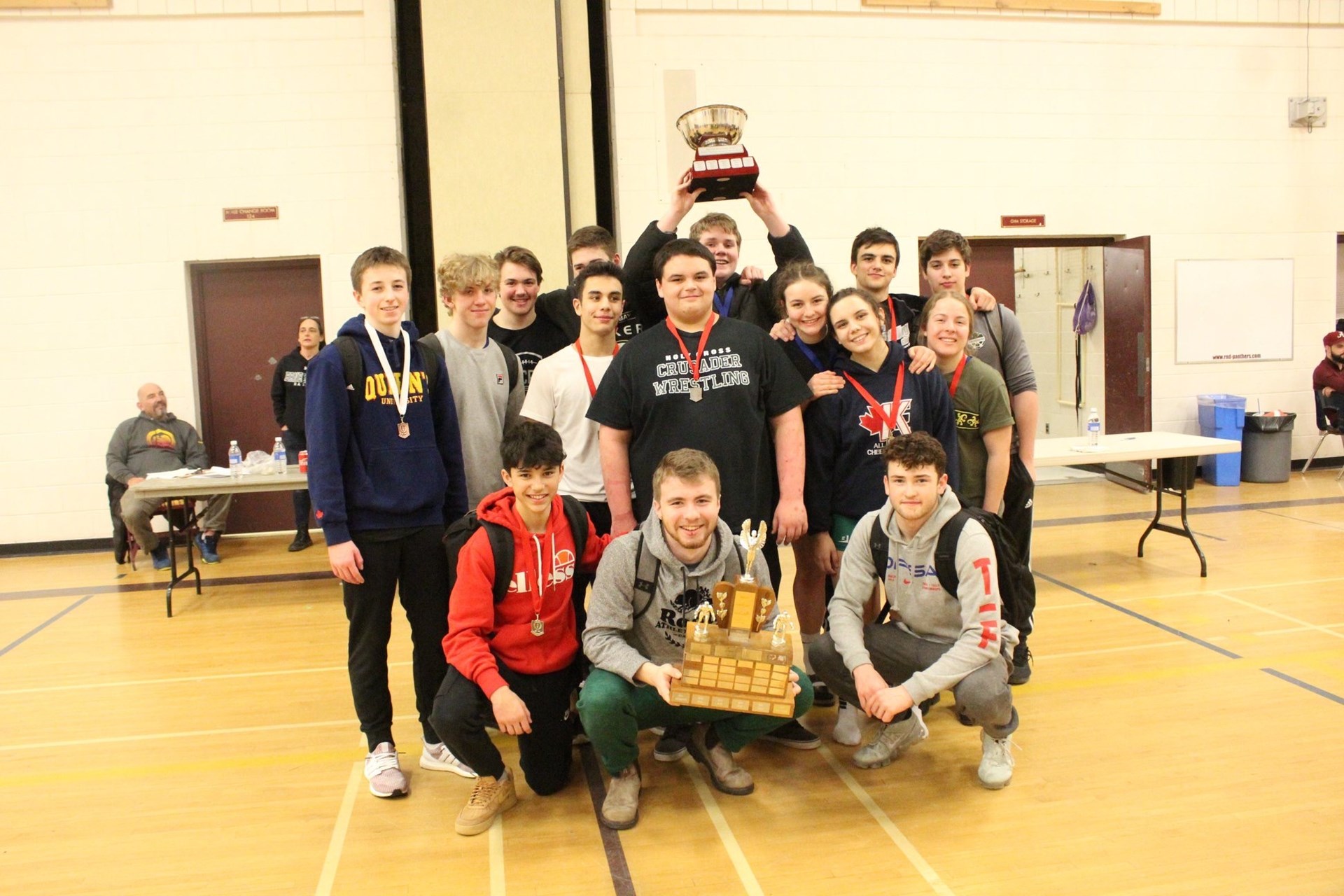 Holy Cross wrestling, team photo