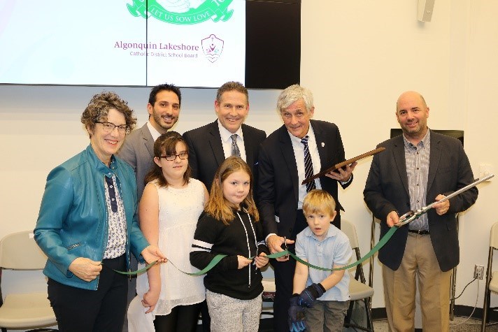 Ribbon Cutting.jpg